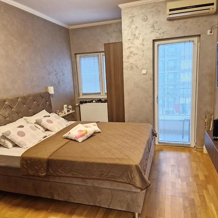 Apartman Studio Diamond Subotica Zewnętrze zdjęcie