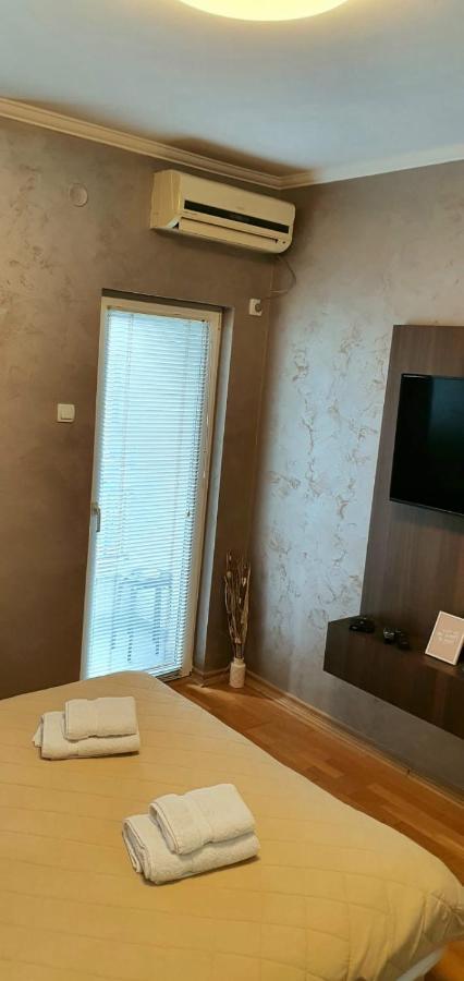 Apartman Studio Diamond Subotica Zewnętrze zdjęcie